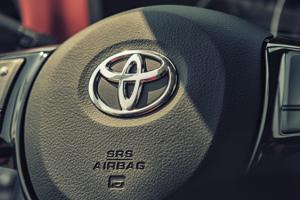 Masalah pada Air Bag, Toyota Recall 1 Juta Kendaraan