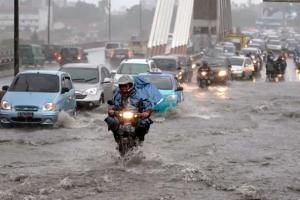 Cegah Banjir, Pemkot Bandung Kebut Pengerjaan Normalisasi Gorong-Gorong