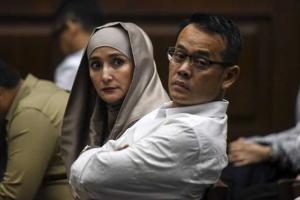 Jaksa KPK Tuntut Suami Inneke Koesherawati 5 Tahun Penjara