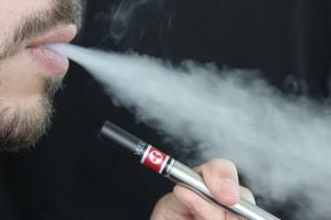 Cegah Penyalahgunaan, BNN Awasi Peredaran Rokok Elektrik 