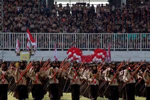 Ridwan Kamil Hadiri Peringatan Hari Pramuka di Stadion Pakansari
