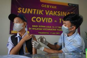 Vaksinasi Tahap 1 di Kab. Tangerang Capai 89,6%