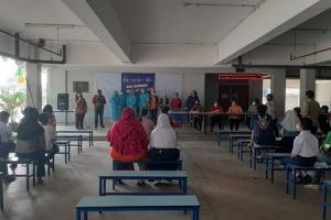 Puskesmas Kranji Kota Bekasi Vaksin 601 Pelajar SMP-SMA