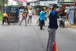 Ganggu Pengguna Jalan, Puluhan Polisi Tidur di Tangerang Dibongkar 