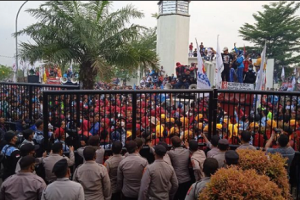 Protes Penetapan UMK, Serikat Buruh Banten Ancam Mogok Kerja