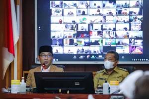 Jabat Plt Wali Kota Bandung, Yana Mulyana Pastikan Layanan Publik Normal