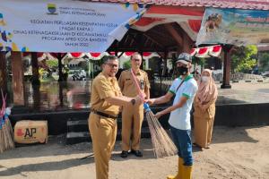 Disnaker Kota Bandung Gelar Program Padat Karya di Delapan Kecamatan