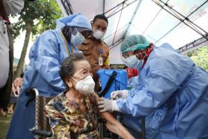 Pemkot Tangerang Buka Layanan Vaksinasi Booster Kedua untuk Lansia