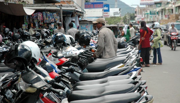 DPRD Kabupaten Bekasi Minta Raperda Parkir Dikebut