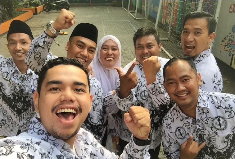 Kualitas Tenaga Pendidik Meningkat, Jokowi: Guru Pembangkit Inspirasi