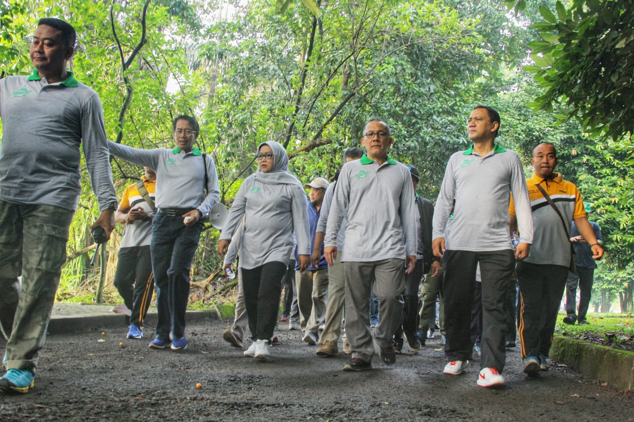 Ade Yasin: Pemkab Bogor Siap Kelola Kebun Raya Cibinong