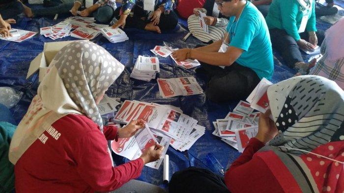 KPU Karawang Siapkan Ratusan Petugas Penyortir Surat Suara