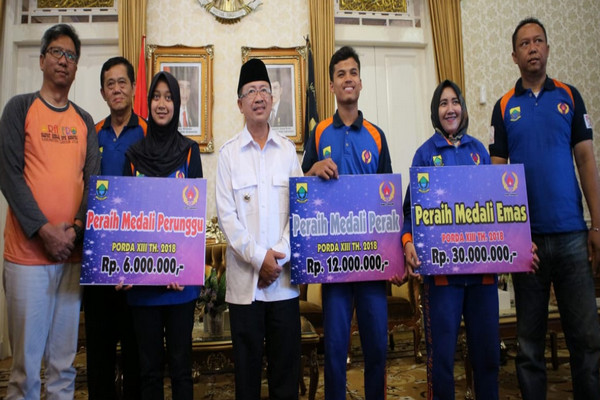 'Kadeudeuh' Untuk Atlet Berprestasi Kabupaten Cianjur