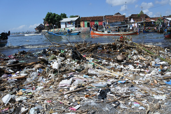 ProBumi Indonesia imbau mengurangi penggunaan plastik