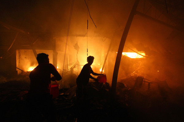 Pasar Kosambi di Bandung Kebakaran