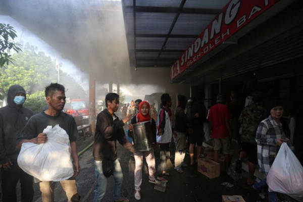 Pasar Kosambi Kebakaran, Walkot Bandung Janji Mengevaluasi