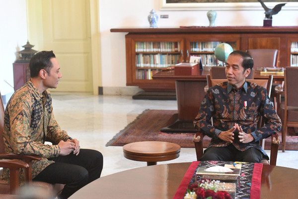 Presiden Jokowi Berkantor di Istana Bogor