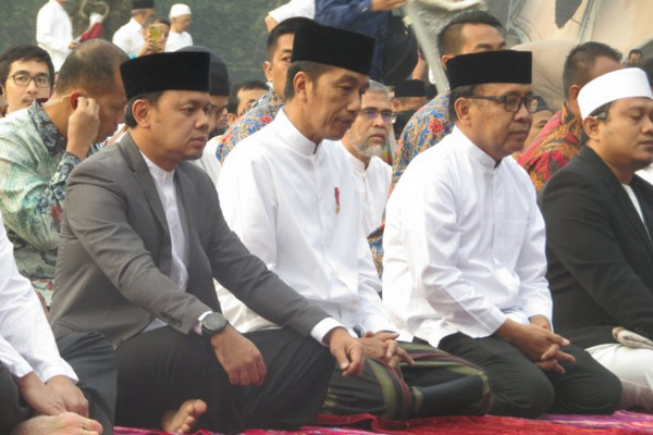 Presiden Jokowi dan Ibu Negara Salat Idul Adha di Bogor 