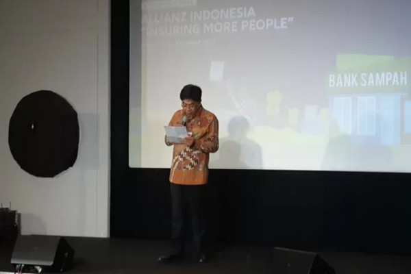 Allianz Indonesia Rilis Program 'Tukar Sampahmu, Lindungi Dirimu'