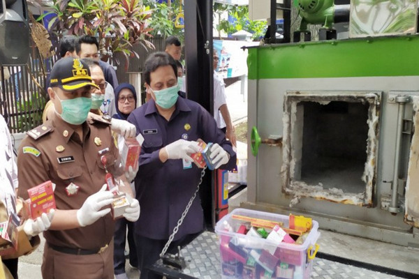 BPOM Bandung Musnahkan Ribuan Produk Ilegal