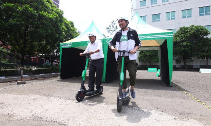 Skuter Listrik  di Kota Bandung  Akan Terintegrasi Jalur Sepeda 