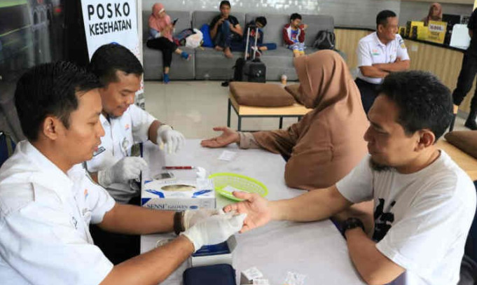 KAI Cirebon Berikan Layanan Kesehatan Gratis
