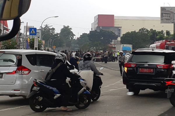 Bentrokan di Depan 'Showroom' Toyota Kota Bogor