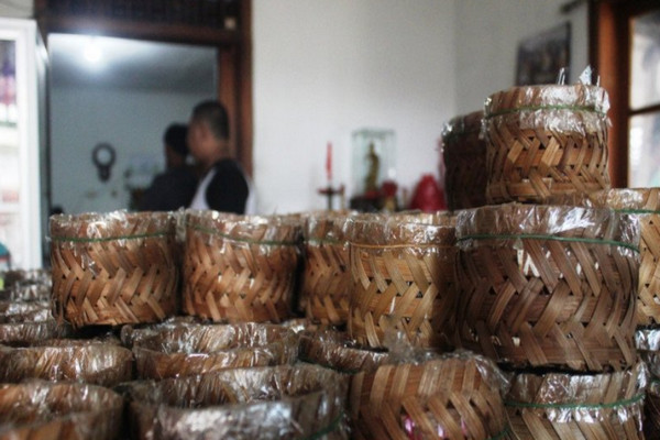 Jelang Imlek, Produksi Kue Keranjang di Cianjur Turun 50 Persen