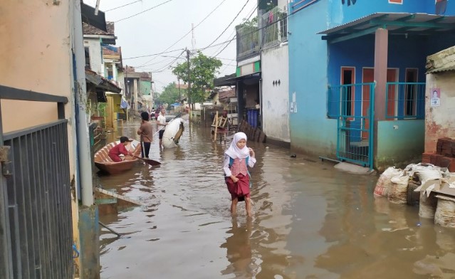 Hujan Lebat Sebabkan Kabupaten Bandung Kembali Dilanda Banjir
