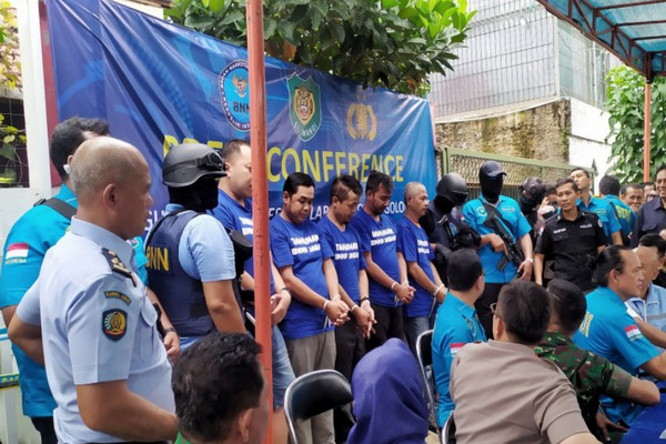 BNN Umumkan 5 Tersangka Kasus Rumah Pabrik Narkoba di Bandung