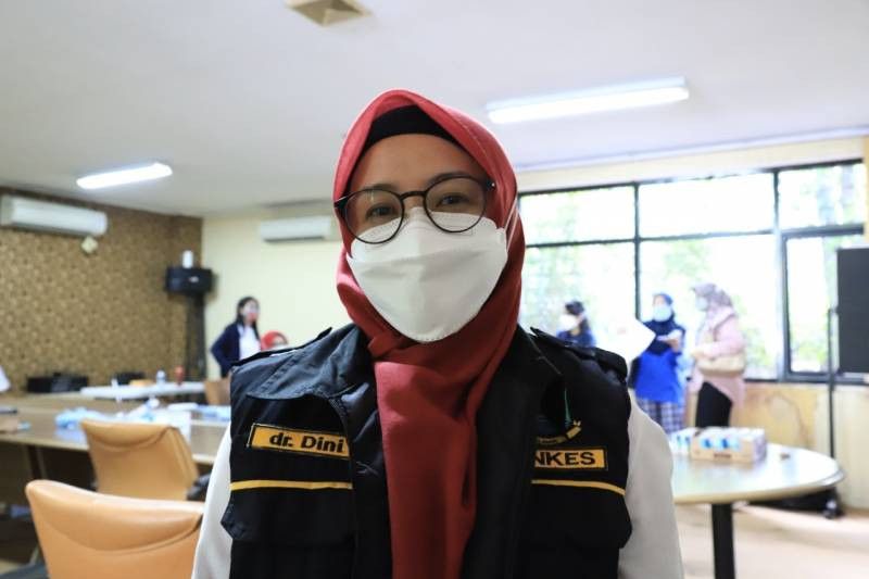 Tangerang vaksinasi kota Warga Kota