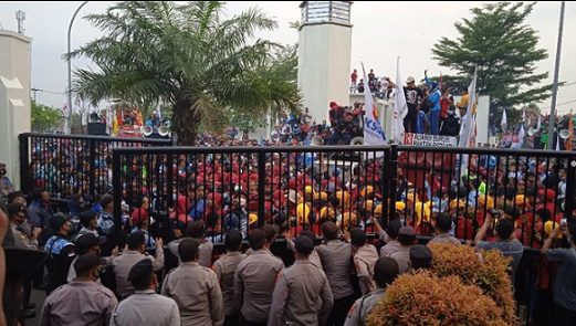 Protes Penetapan UMK, Serikat Buruh Banten Ancam Mogok Kerja