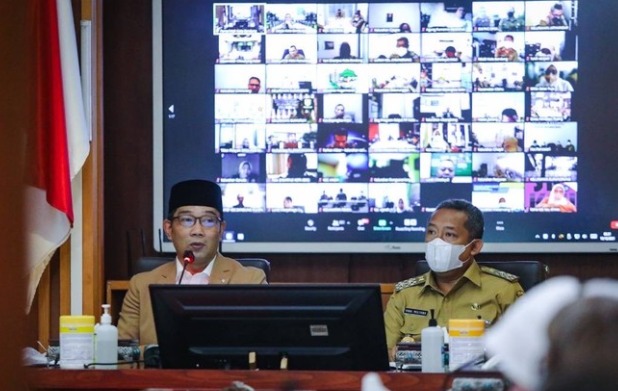 Jabat Plt Wali Kota Bandung, Yana Mulyana Pastikan Layanan Publik Normal