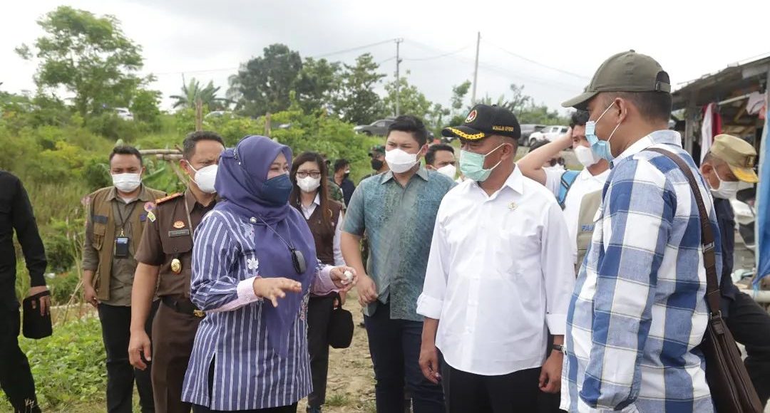 Tinjau Korban Gempa Banten, Menko PMK Janji Segera Koordinasi dengan BNPB-Kemen PUPR